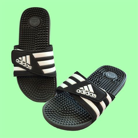 adidas adissage schwarz 42|adidas Men's Adissage Slides Sandal, Black/White/Black, 14.